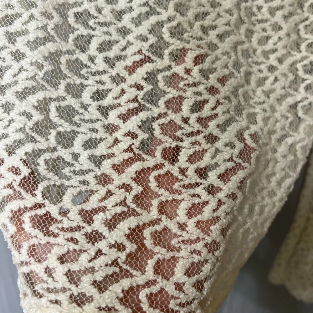 Zara chic lace